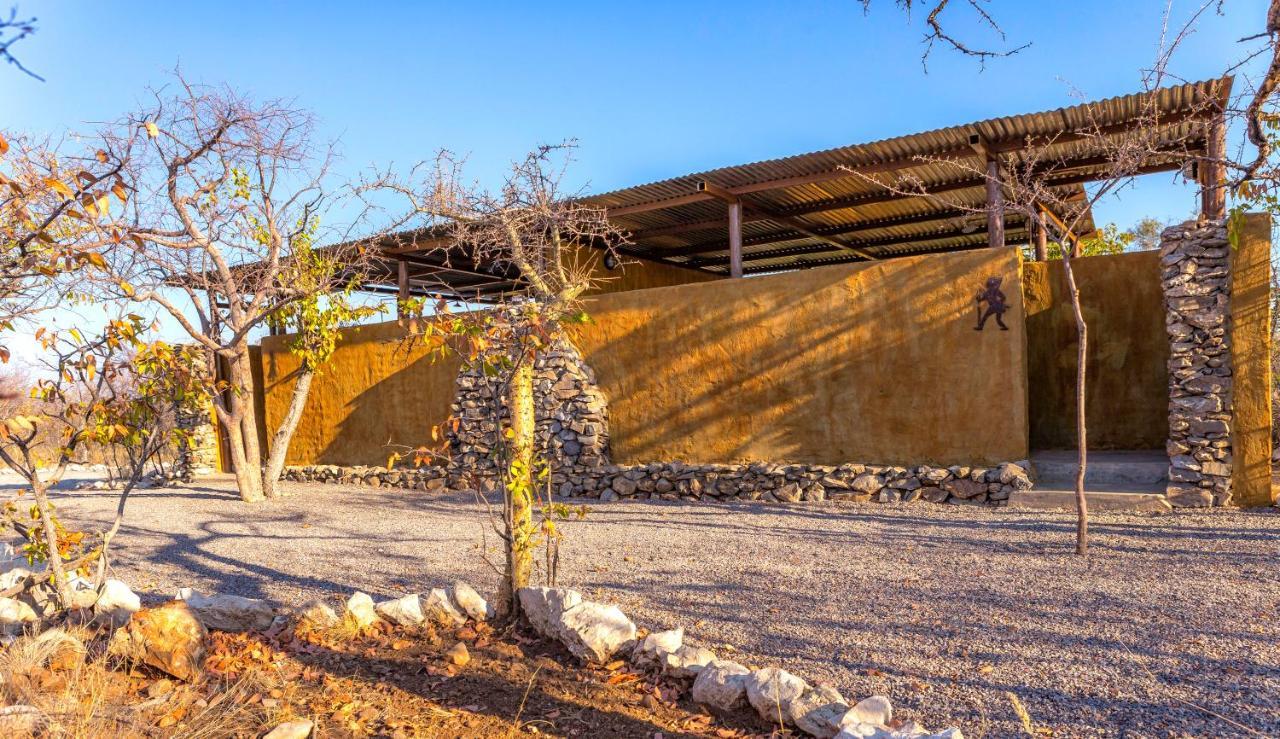 Etosha Village Campsite Okaukuejo Luaran gambar